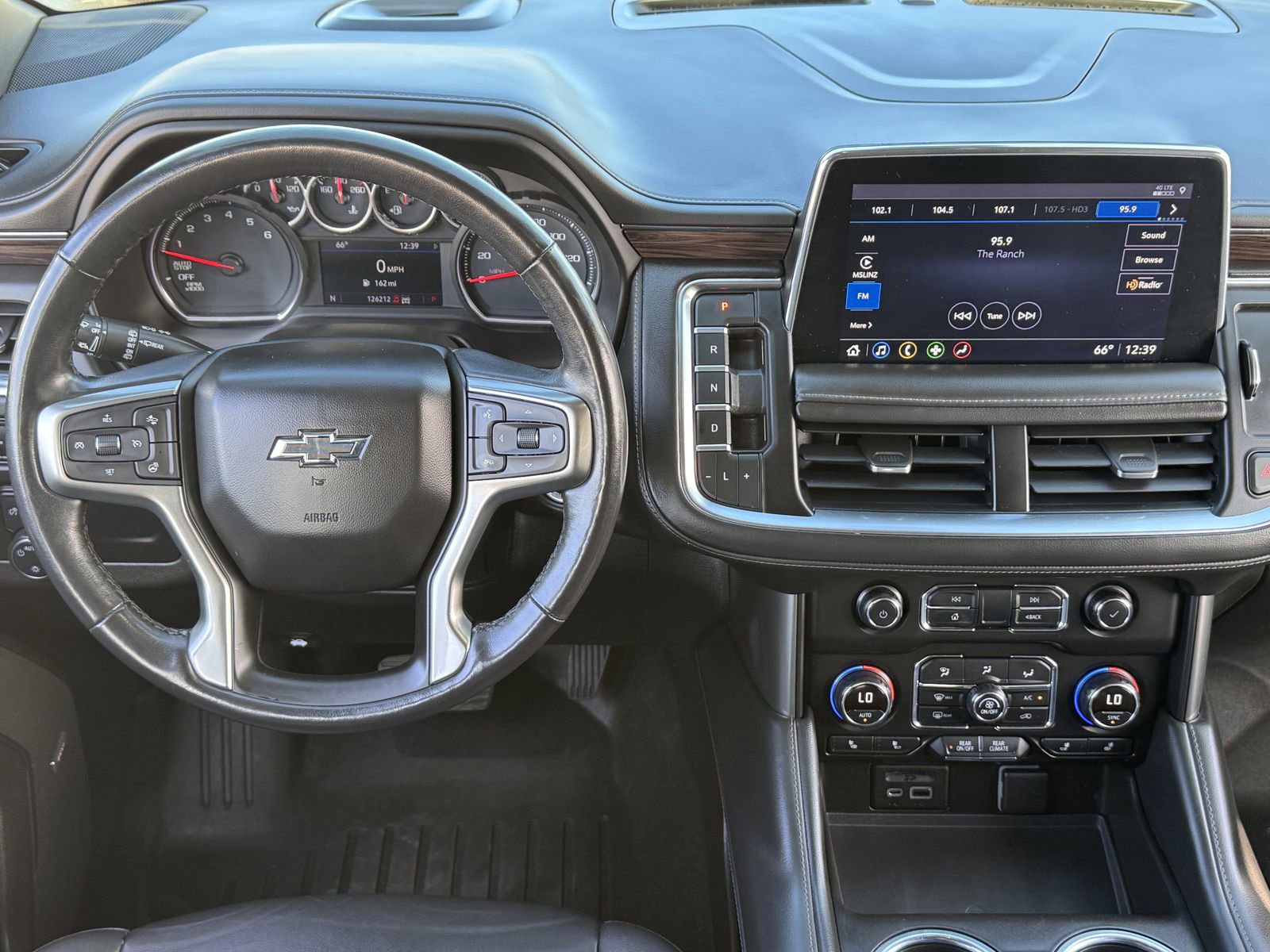 Used 2021 Chevrolet Tahoe Z71 w/ Luxury Package image 12