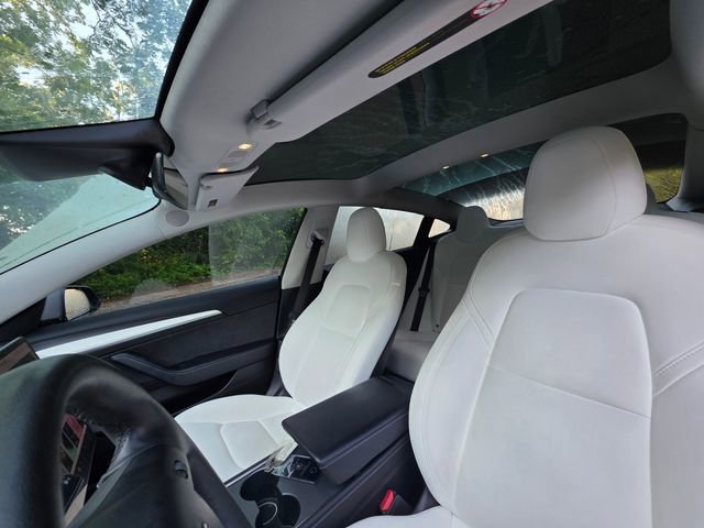 Used 2022 Tesla Model 3 Performance AWD/4WD image 13