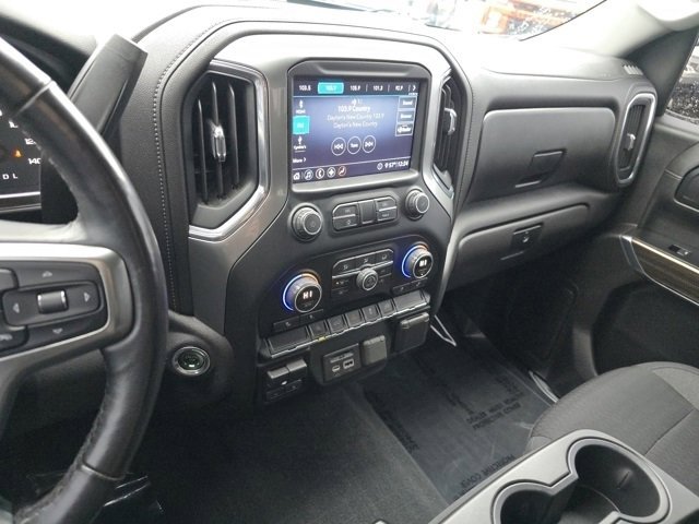 Used 2020 Chevrolet Silverado 1500 LT w/ All-Star Edition image 30