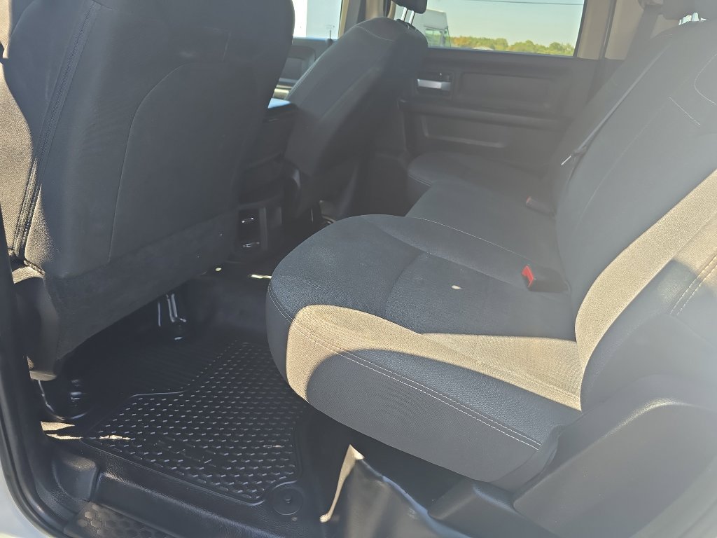 Used 2019 RAM 2500 Tradesman w/ Chrome Appearance Group image 18