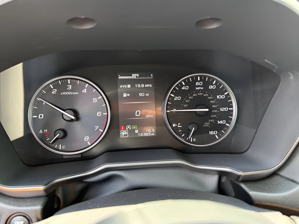 Used 2025 Subaru Outback Touring XT AWD/4WD image 17