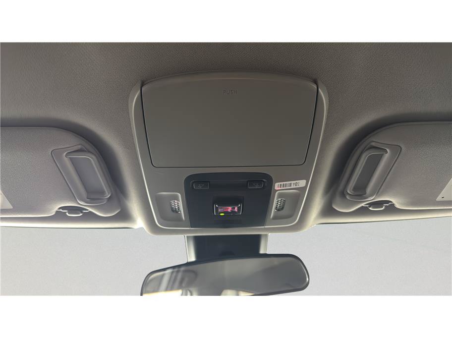 Used 2022 Toyota Camry SE w/ Carpet Mat Package (TMS) FWD image 28