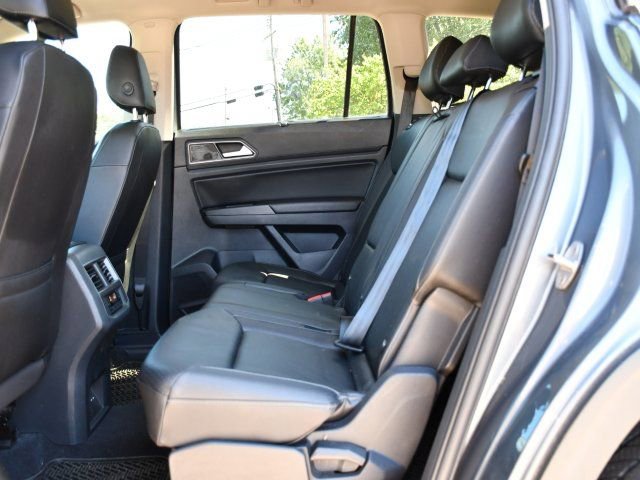 Used 2019 Volkswagen Atlas SEL R-Line AWD/4WD image 18
