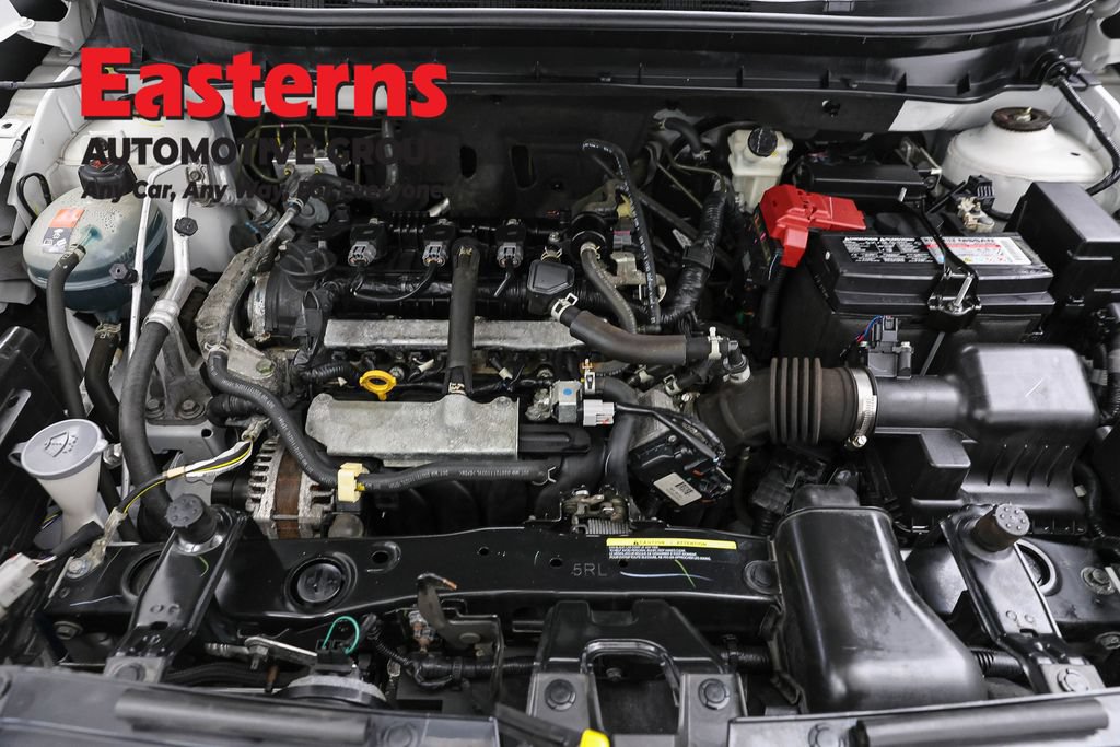 Used 2022 Nissan Kicks S FWD image 7