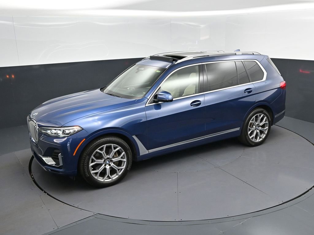 Used 2021 BMW X7 xDrive40i w/ Premium Package 2 image 32