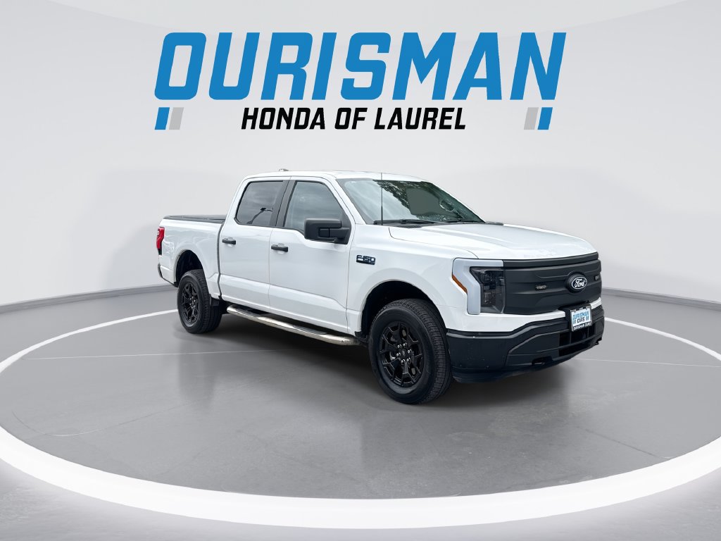 Used 2025 Ford F150 Lightning Pro AWD/4WD image 2