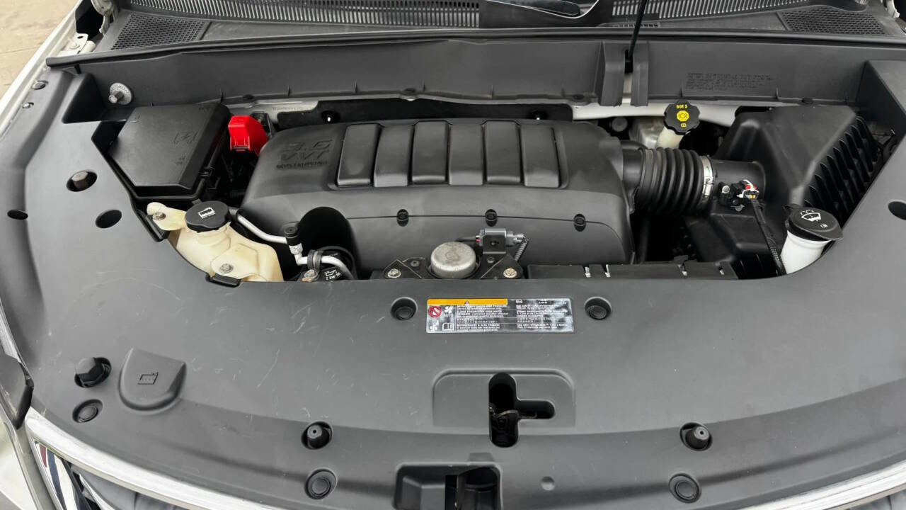 Used 2014 Chevrolet Traverse LT FWD image 25