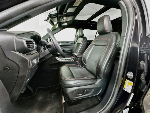 Used 2022 Ford Explorer ST-Line w/ Class IV Trailer Tow Package AWD/4WD image 21