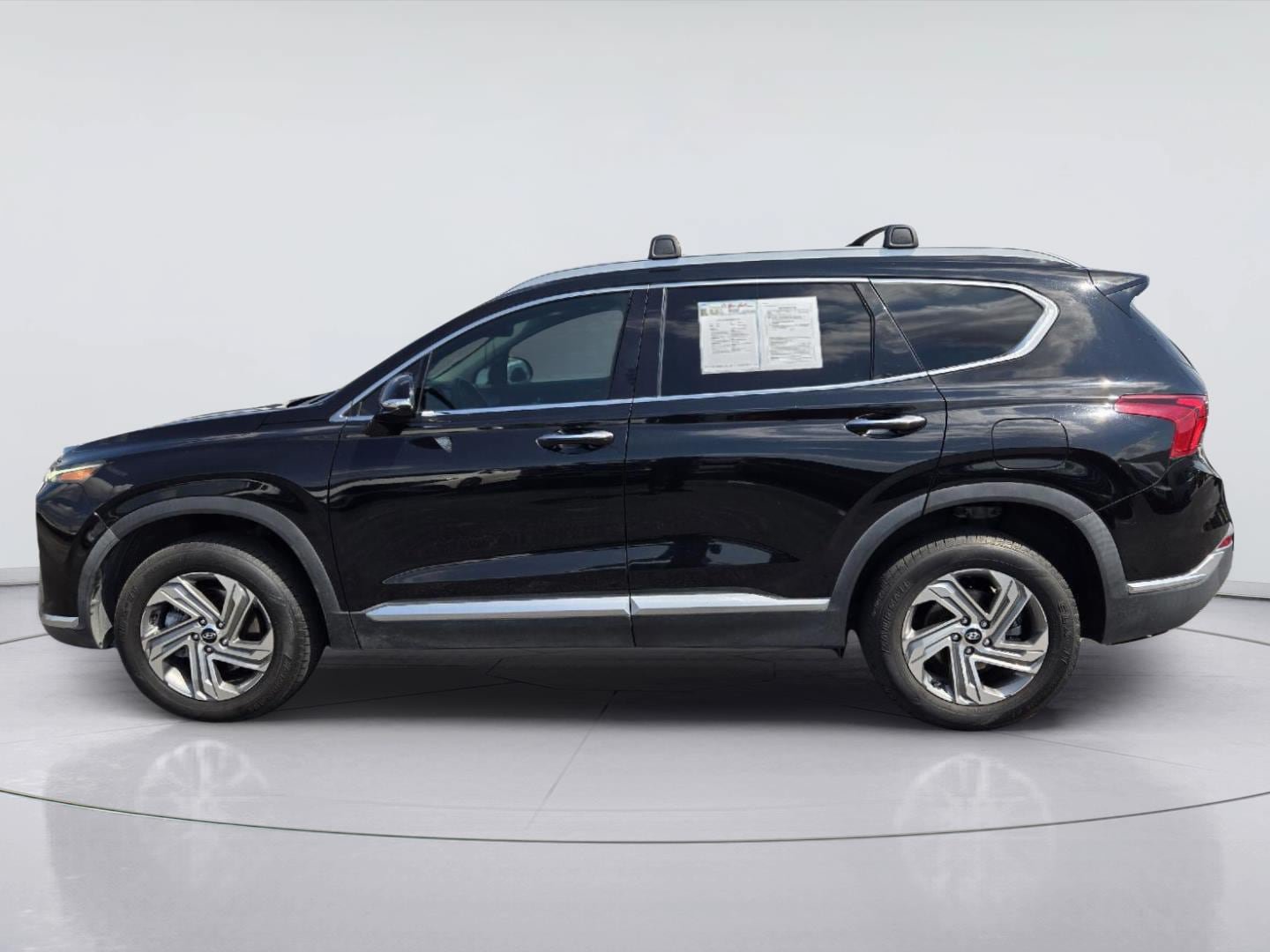 Used 2022 Hyundai Santa Fe SEL w/ Convenience + Premium Package AWD/4WD image 4
