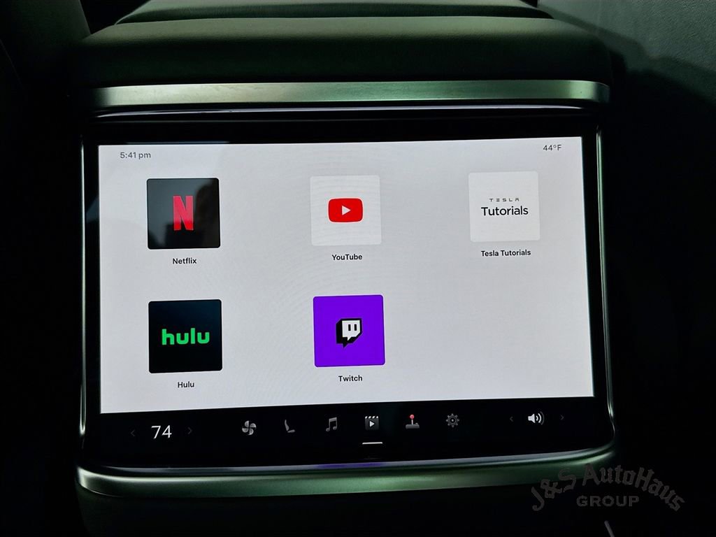 Used 2025 Tesla Model X Plaid image 32