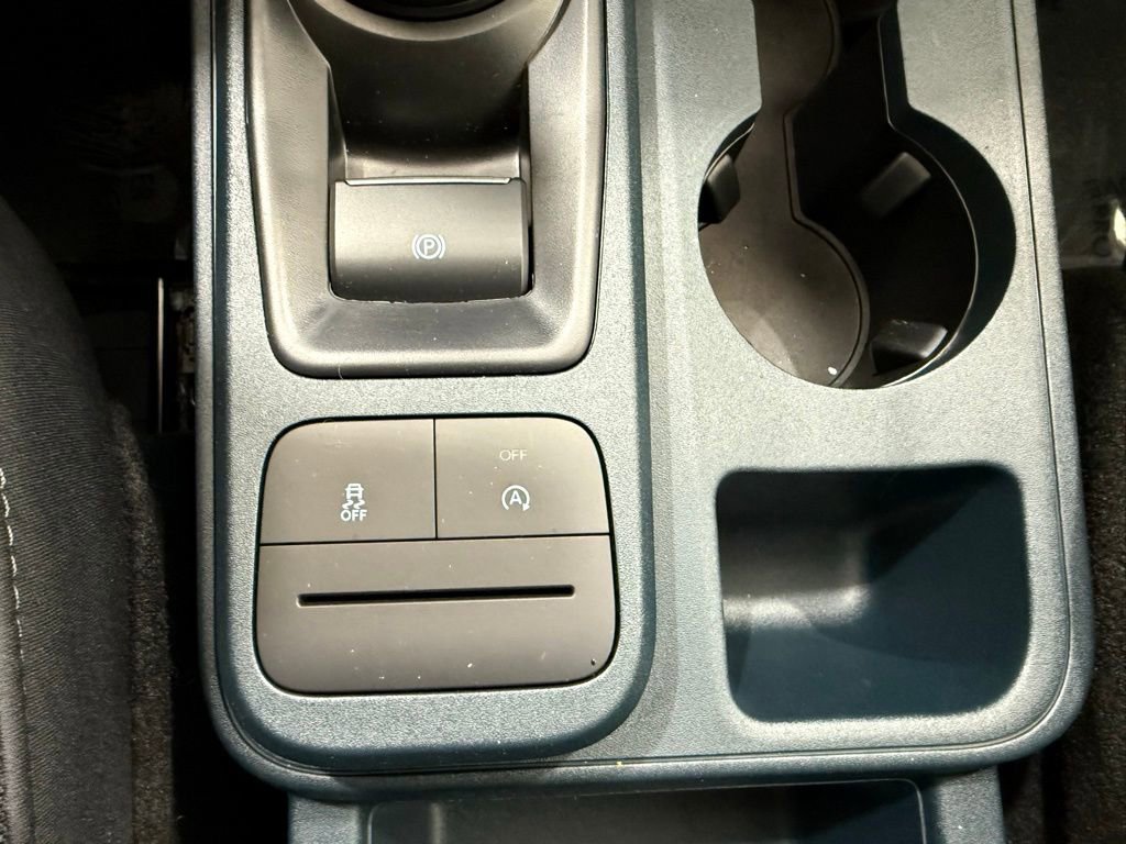 New 2025 Ford Maverick XL w/ 4K Tow Package image 38