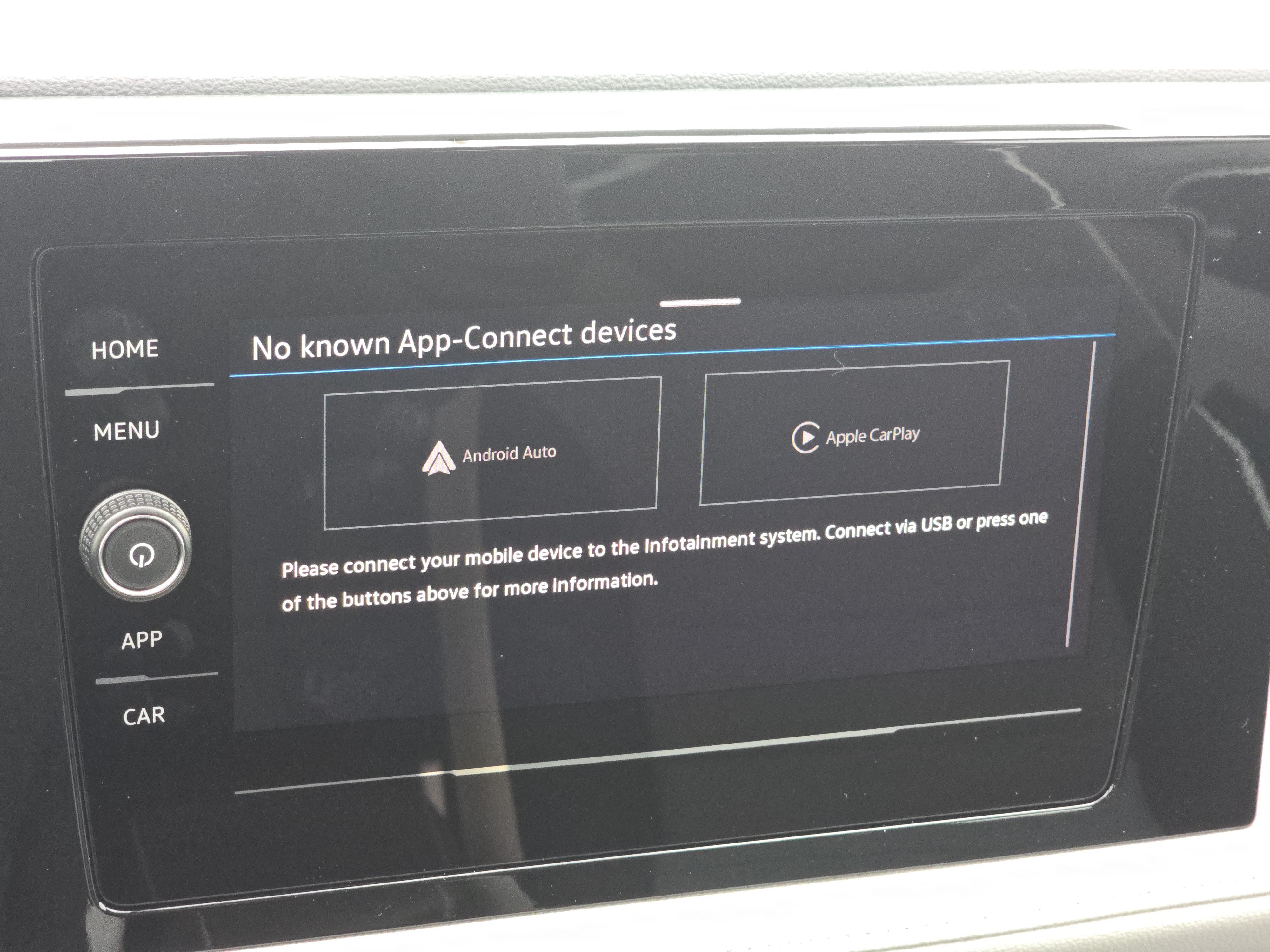 New 2026 Volkswagen Taos S FWD image 9
