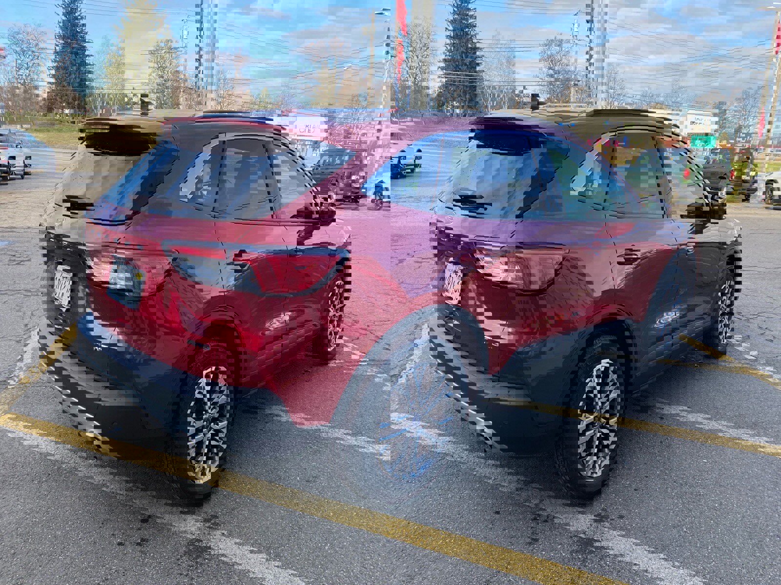 Used 2022 Ford Escape SEL image 5