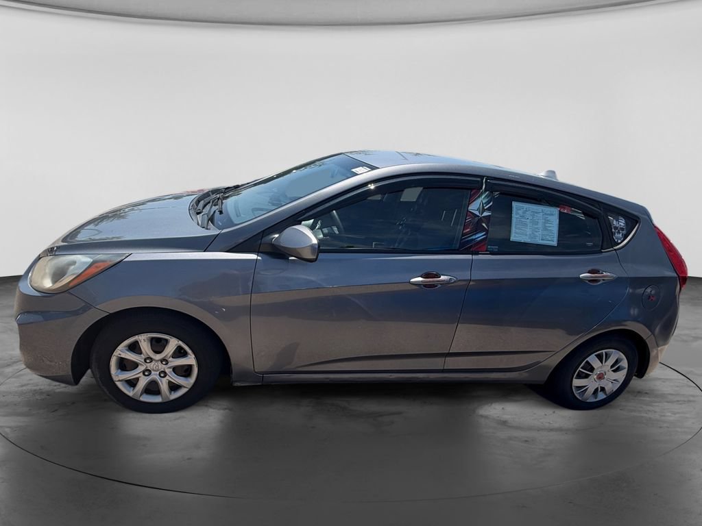 Used 2014 Hyundai Accent GS FWD image 5