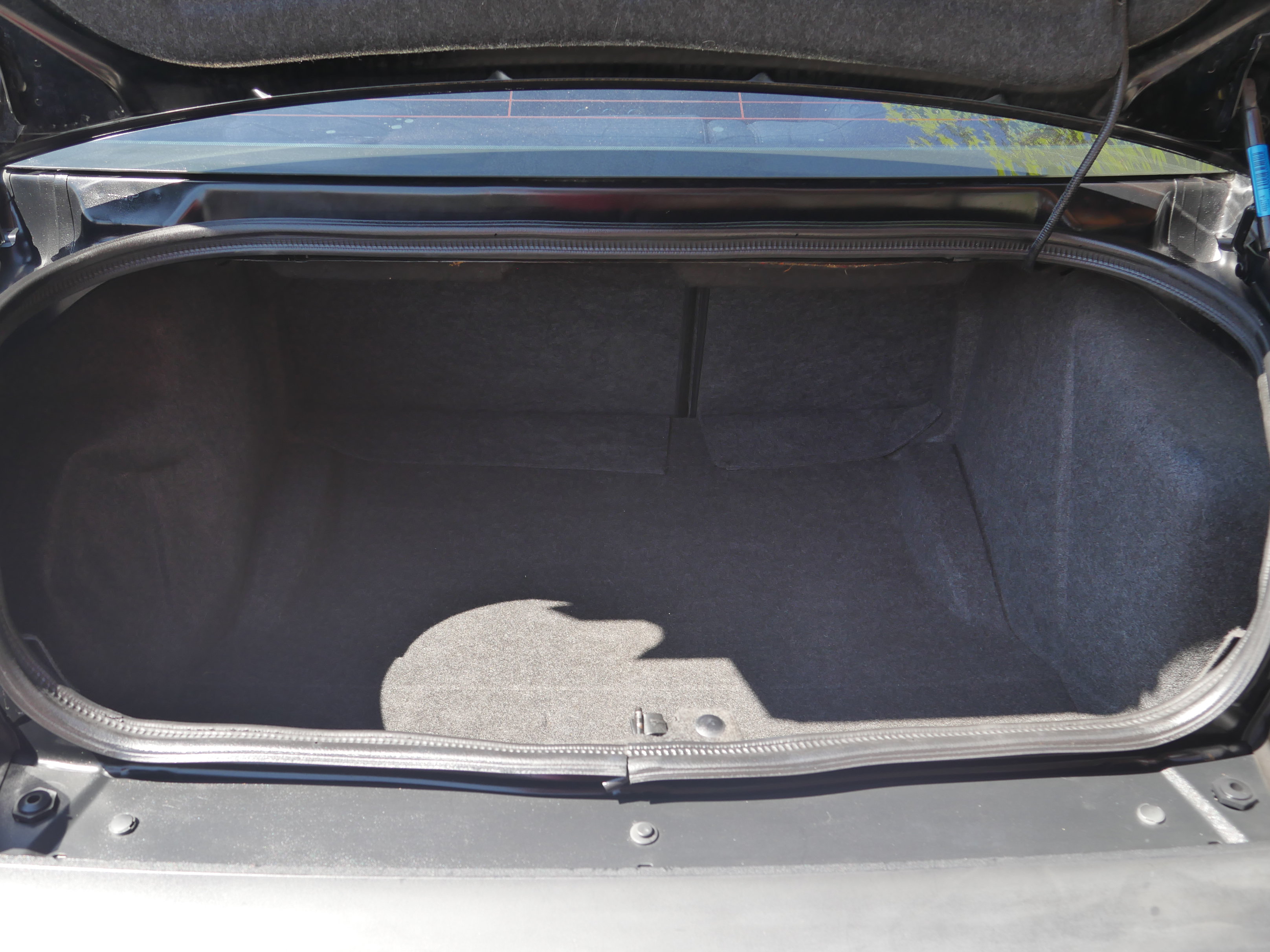 Used 2013 Dodge Challenger SXT RWD image 16
