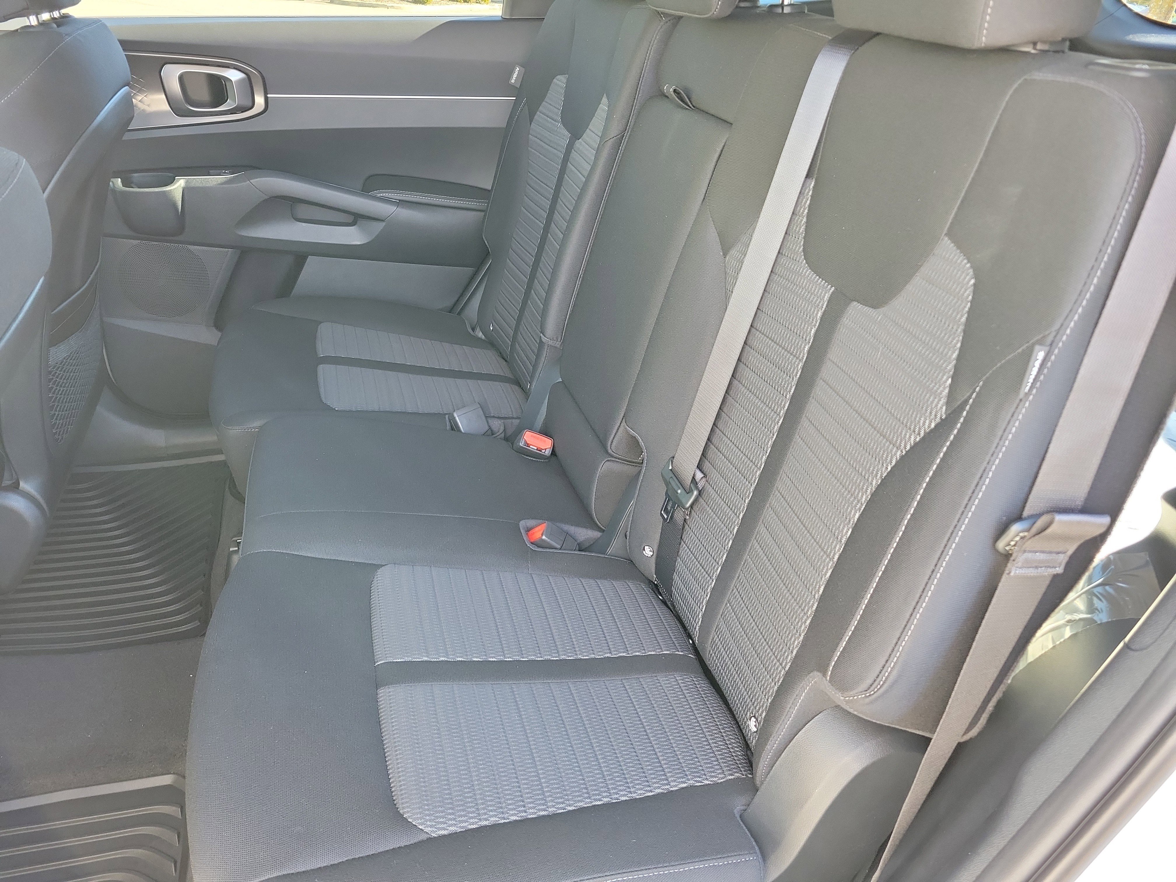 New 2026 Kia Sorento LX image 7