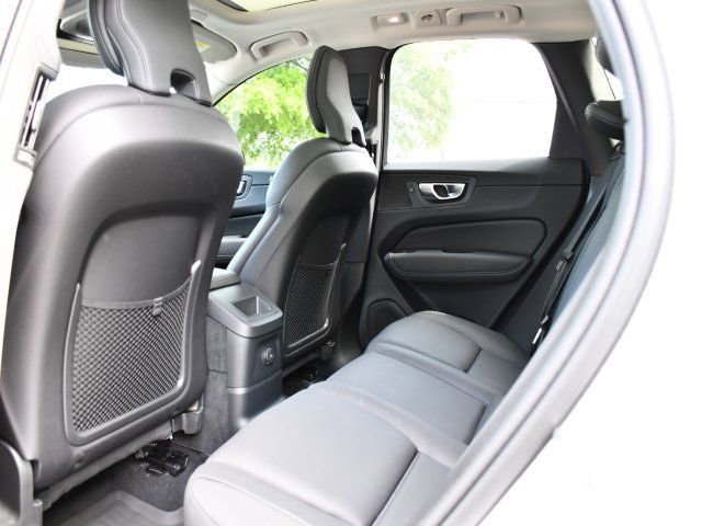 Used 2025 Volvo XC60 T8 Plus w/ Protection Package Premier AWD/4WD image 17
