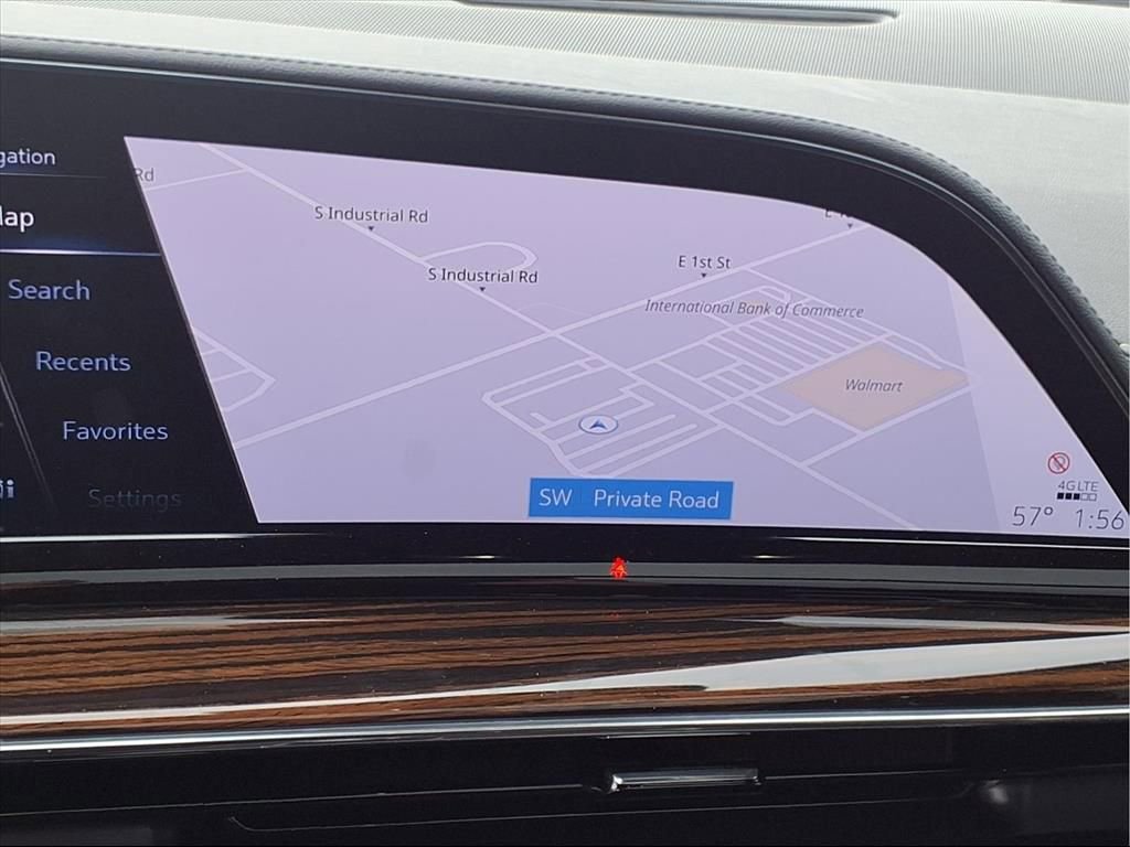 Used 2023 Cadillac Escalade Premium Luxury image 4