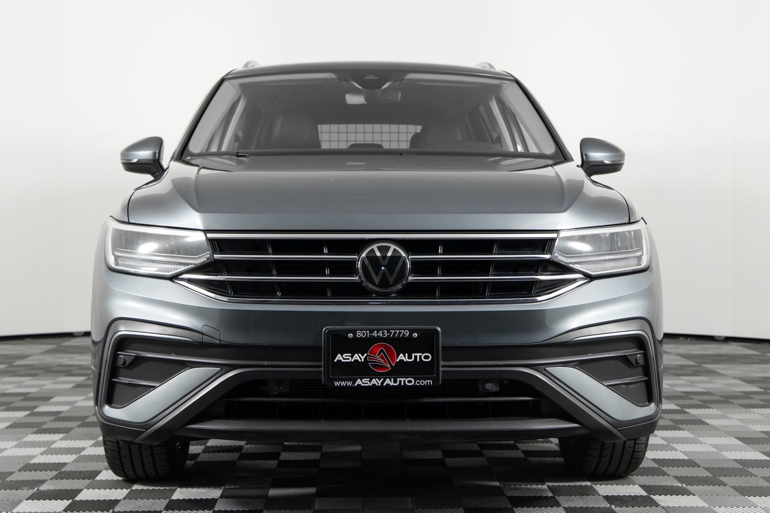 Used 2022 Volkswagen Tiguan SE AWD/4WD image 12