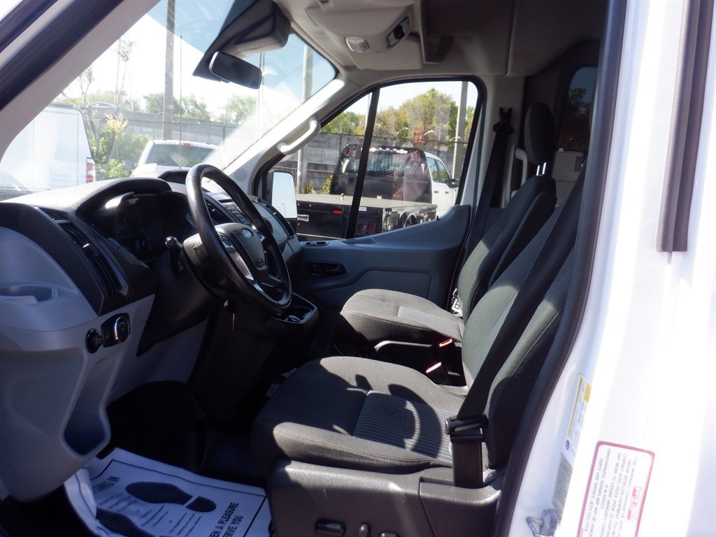 Used 2019 Ford Transit 150 XLT image 16