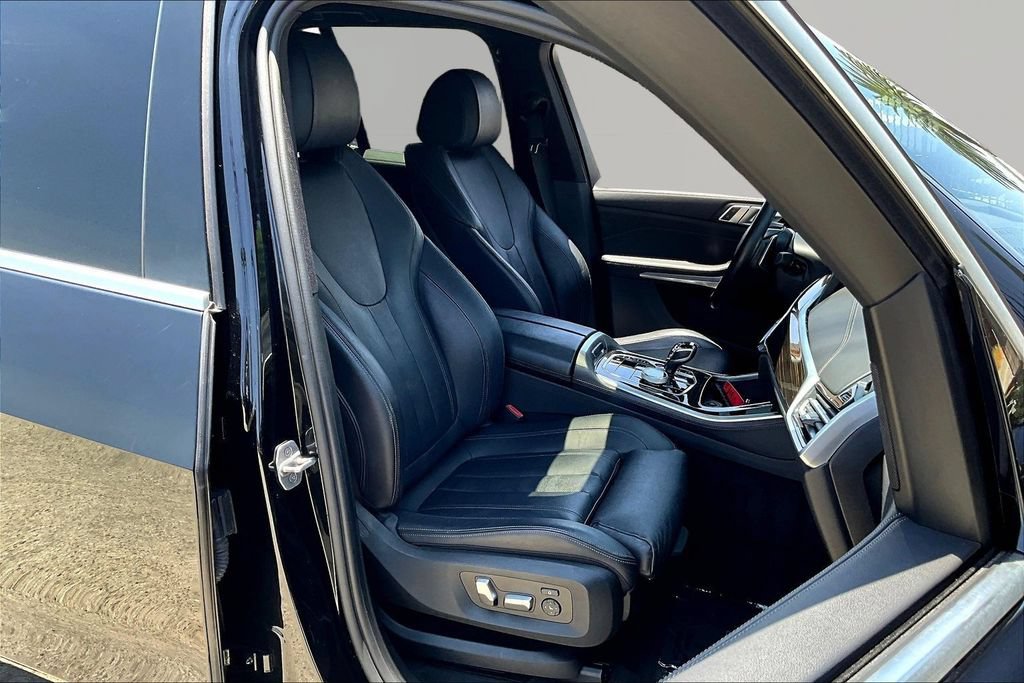 Used 2020 BMW X5 sDrive40i w/ Premium Package RWD image 30