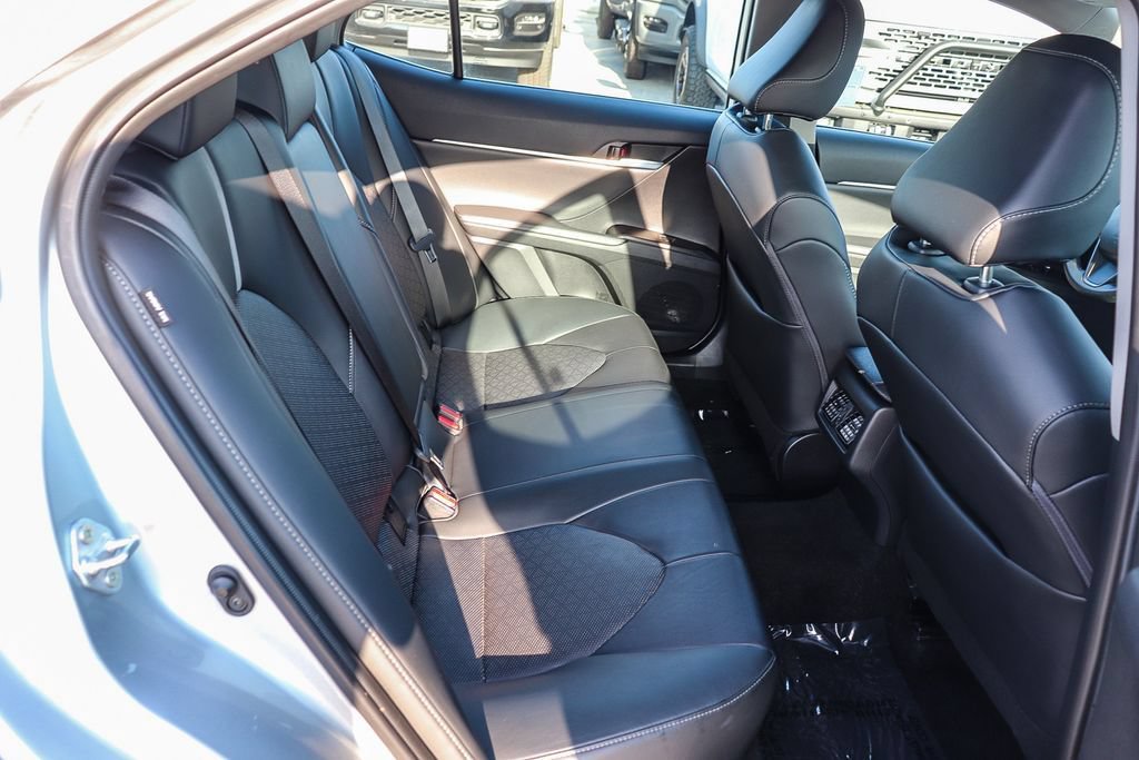 Used 2024 Toyota Camry XSE FWD image 18