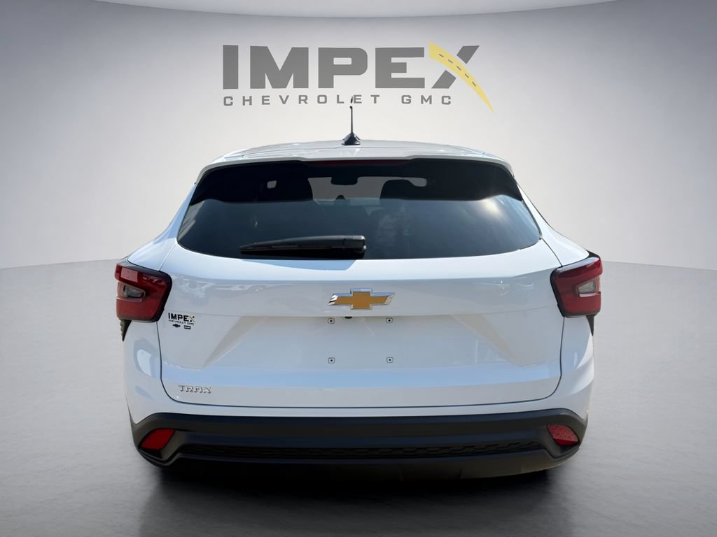 New 2026 Chevrolet Trax LS FWD image 4