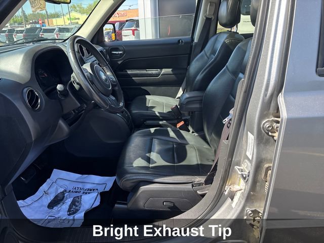 Used 2016 Jeep Patriot High Altitude AWD/4WD image 11