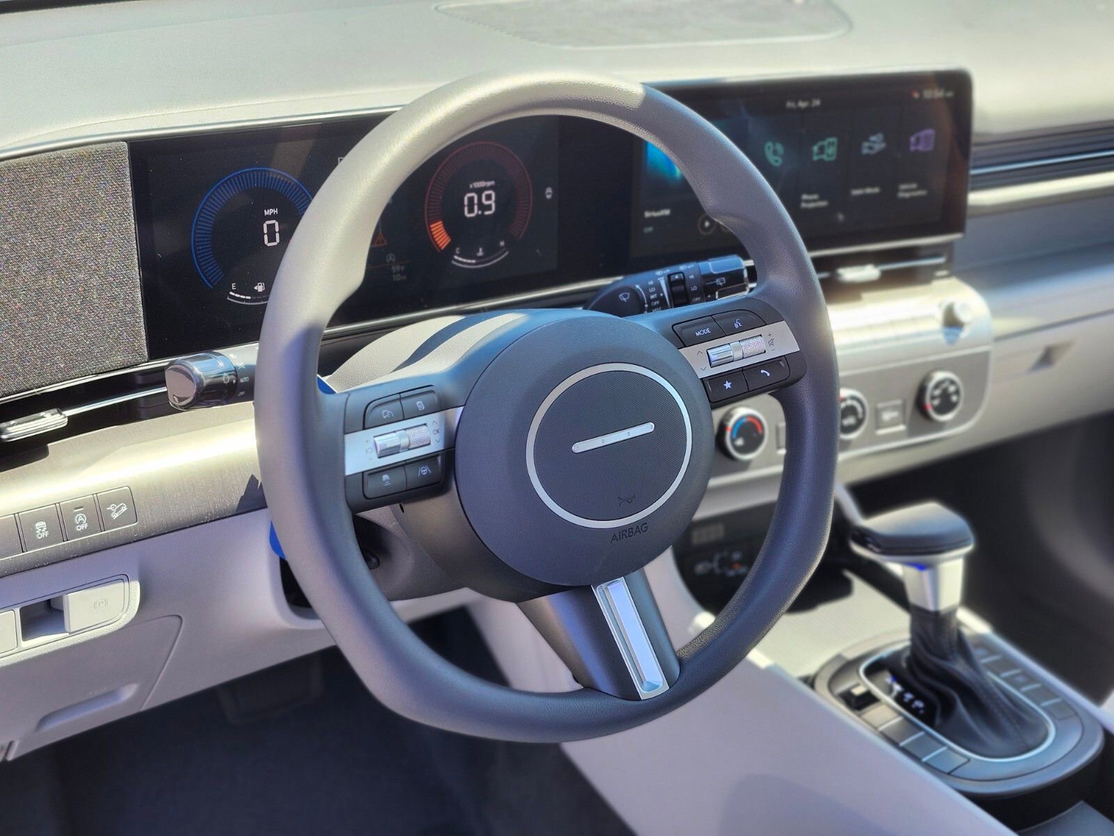 New 2026 Hyundai Kona SE AWD/4WD image 16