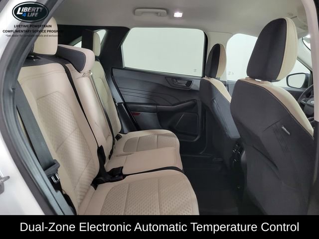 Used 2022 Ford Escape SE w/ Convenience Package image 17