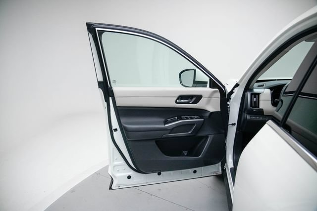 Used 2023 Nissan Pathfinder SL w/ SL Premium Package AWD/4WD image 19
