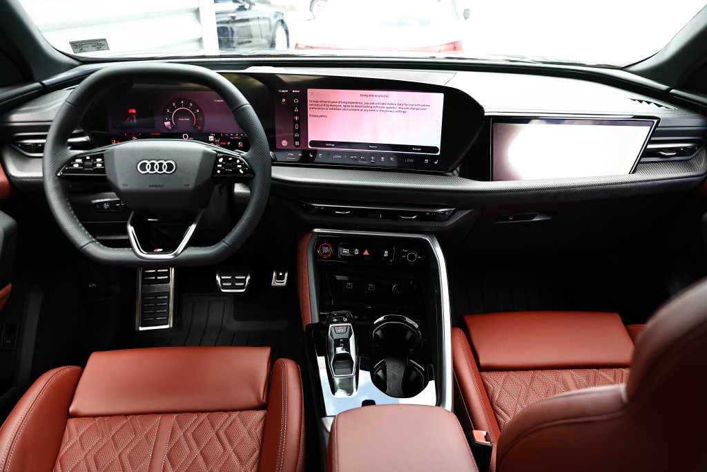 New 2026 Audi SQ5 Prestige AWD/4WD image 28