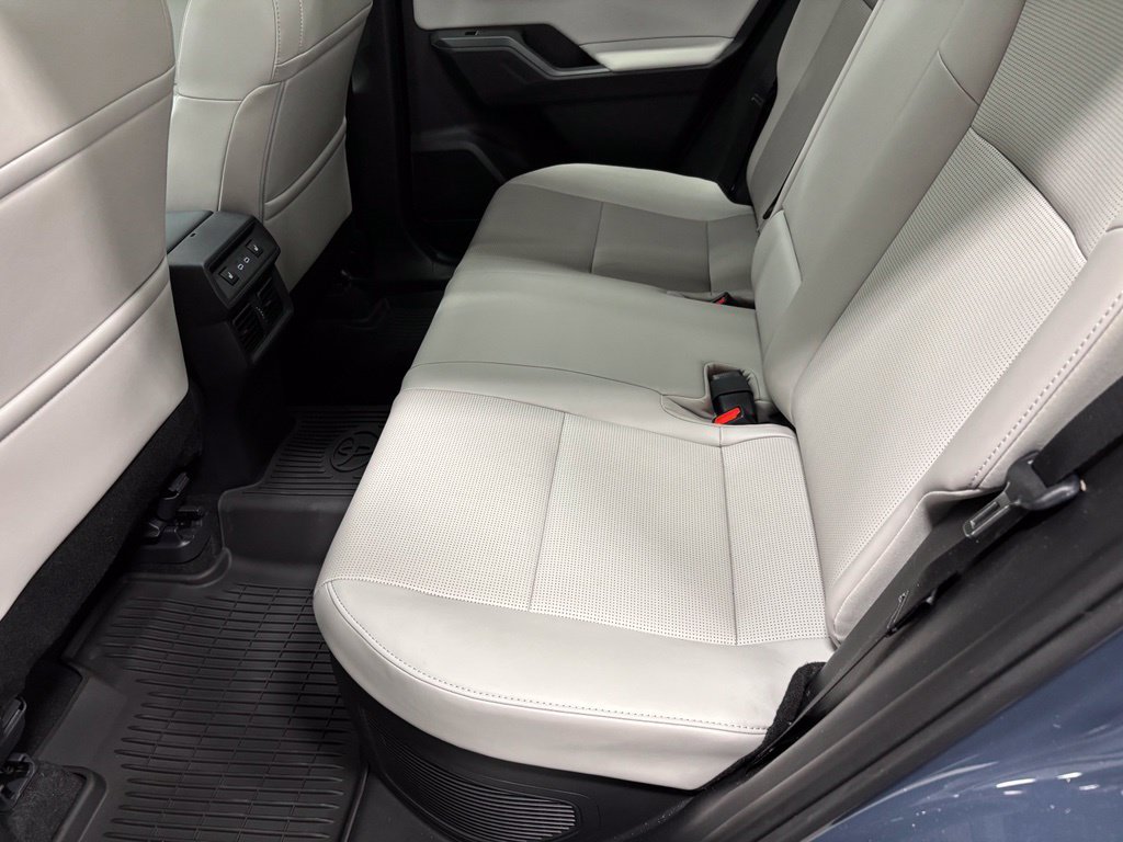 Used 2026 Toyota RAV4 Limited AWD/4WD image 40