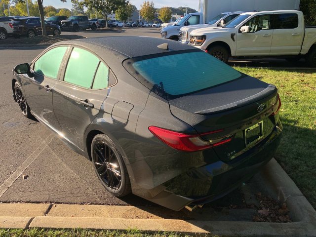 Used 2025 Toyota Camry SE w/ Convenience Package FWD image 28