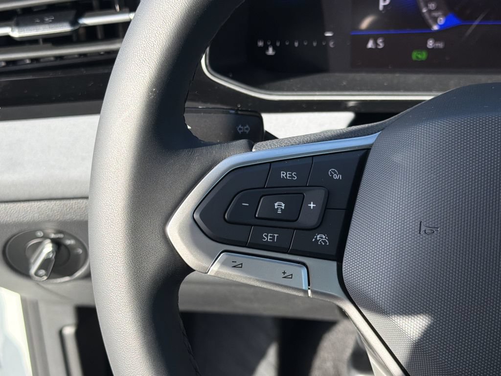 New 2026 Volkswagen Jetta SE FWD image 23
