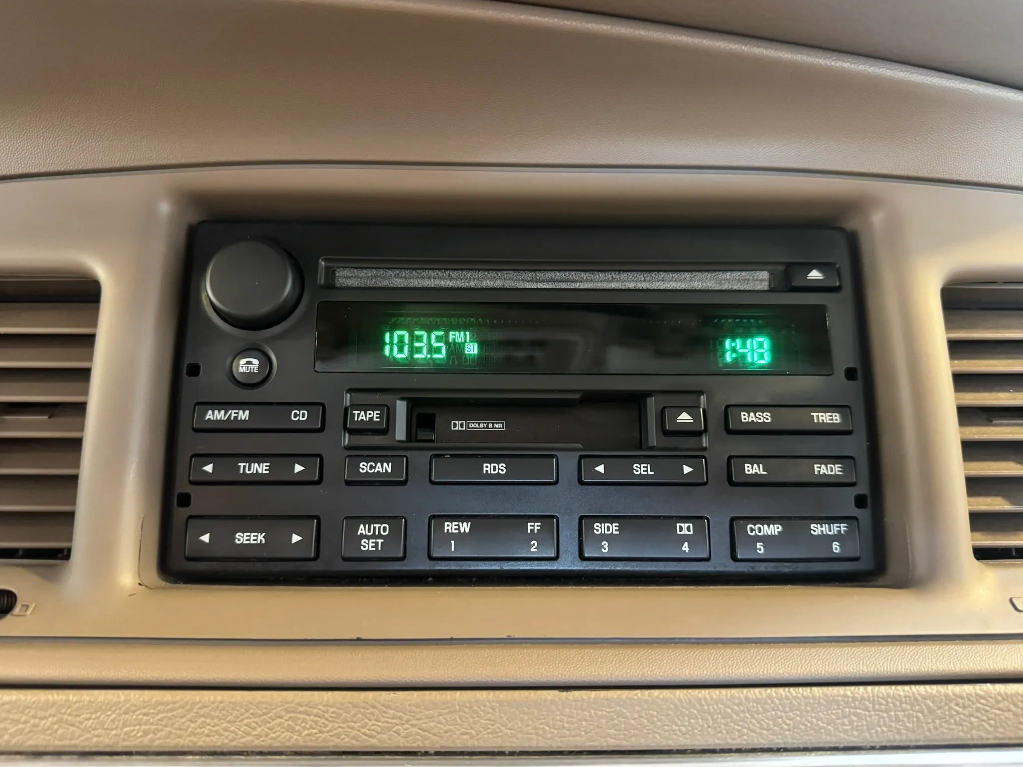 Used 2004 Mercury Grand Marquis LS RWD image 14