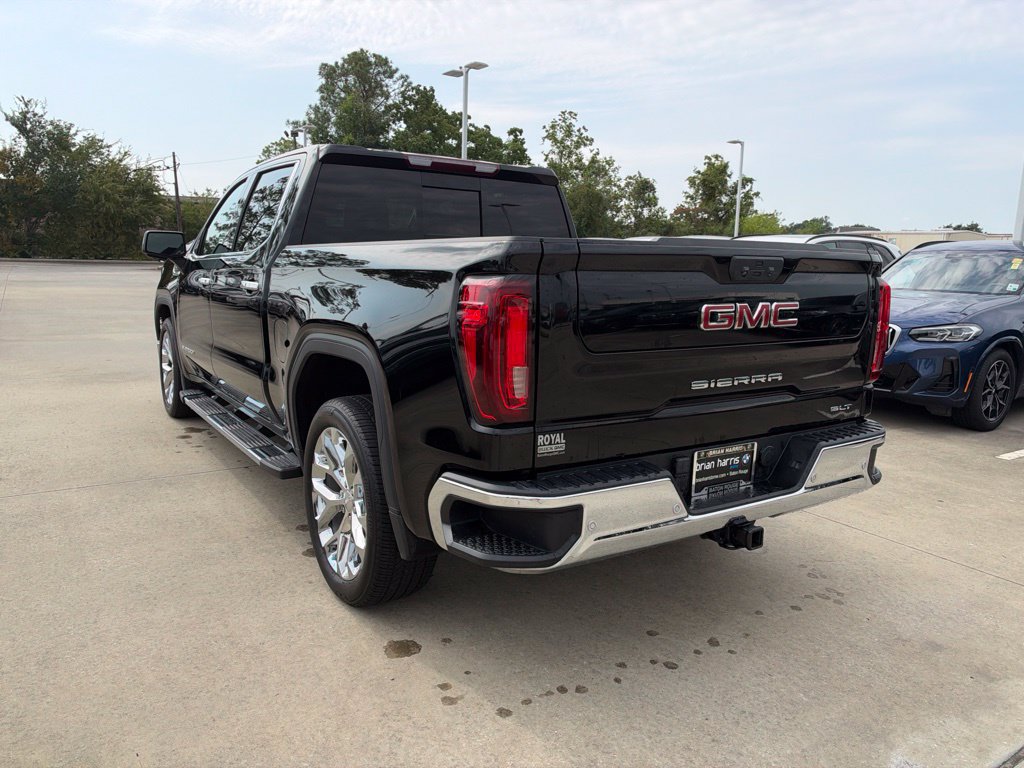 Used 2022 GMC Sierra 1500 SLT w/ SLT Premium Plus Package RWD image 3