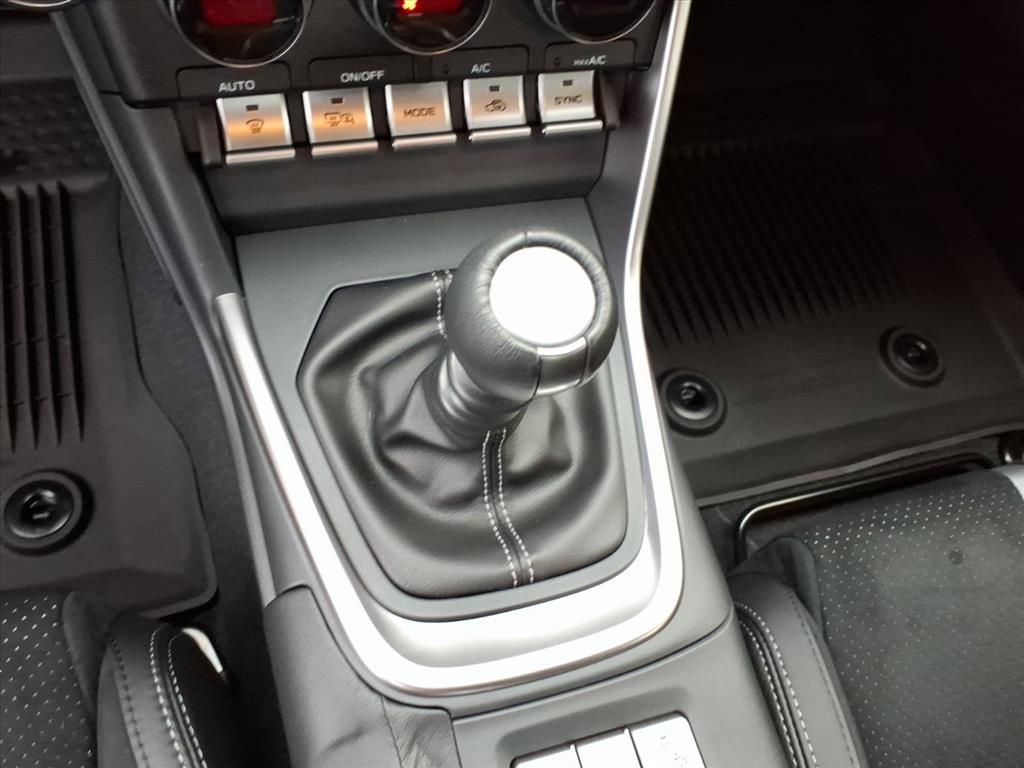 New 2025 Toyota GR86 Premium image 16