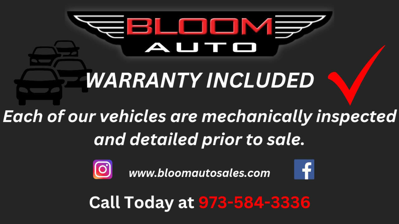 Used 2013 Hyundai Genesis 3.8 image 16