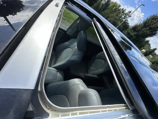Used 2021 Toyota Highlander Limited AWD/4WD image 6