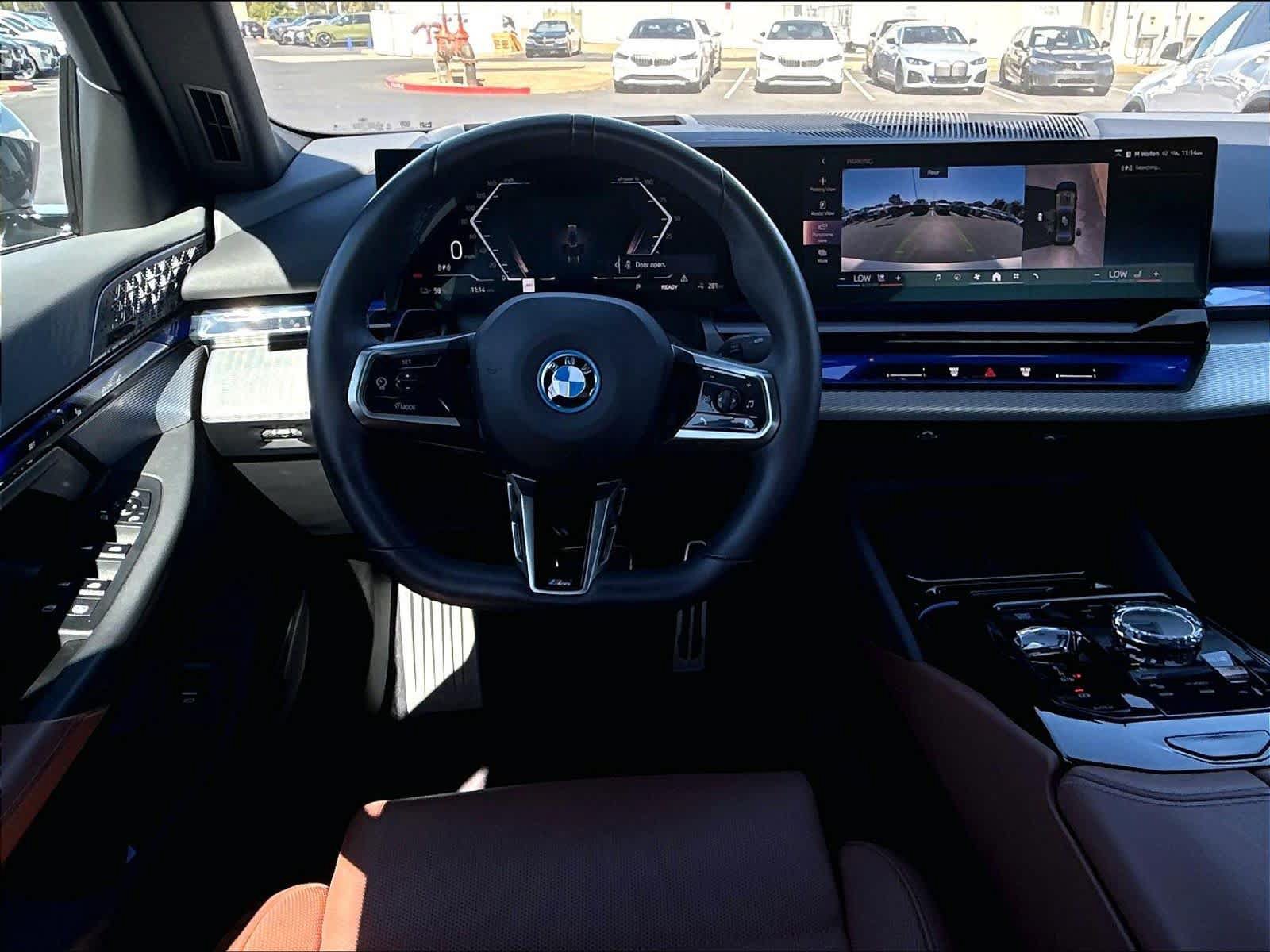 Used 2025 BMW i5 xDrive40 w/ Executive Package AWD/4WD image 11