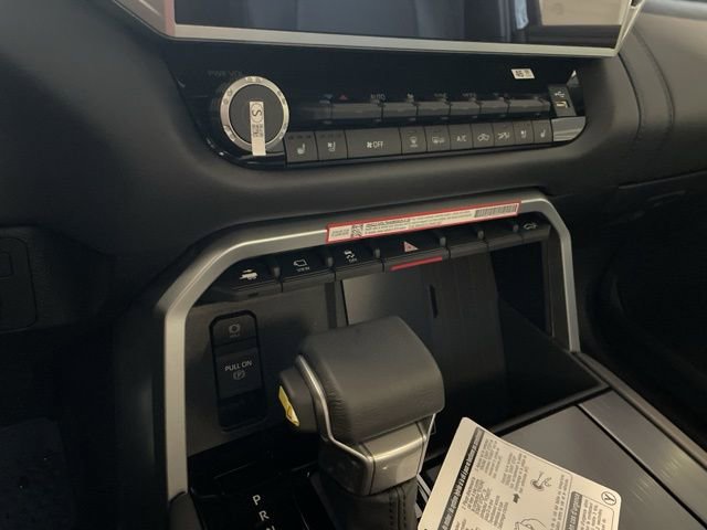 New 2025 Toyota Tundra Platinum image 41