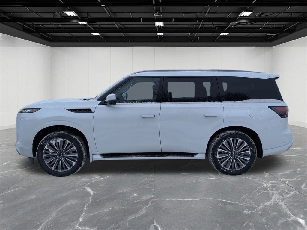 New 2026 INFINITI QX80 Luxe image 2