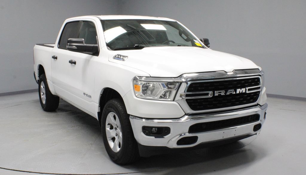 Used 2023 RAM 1500 Lone Star AWD/4WD image 1