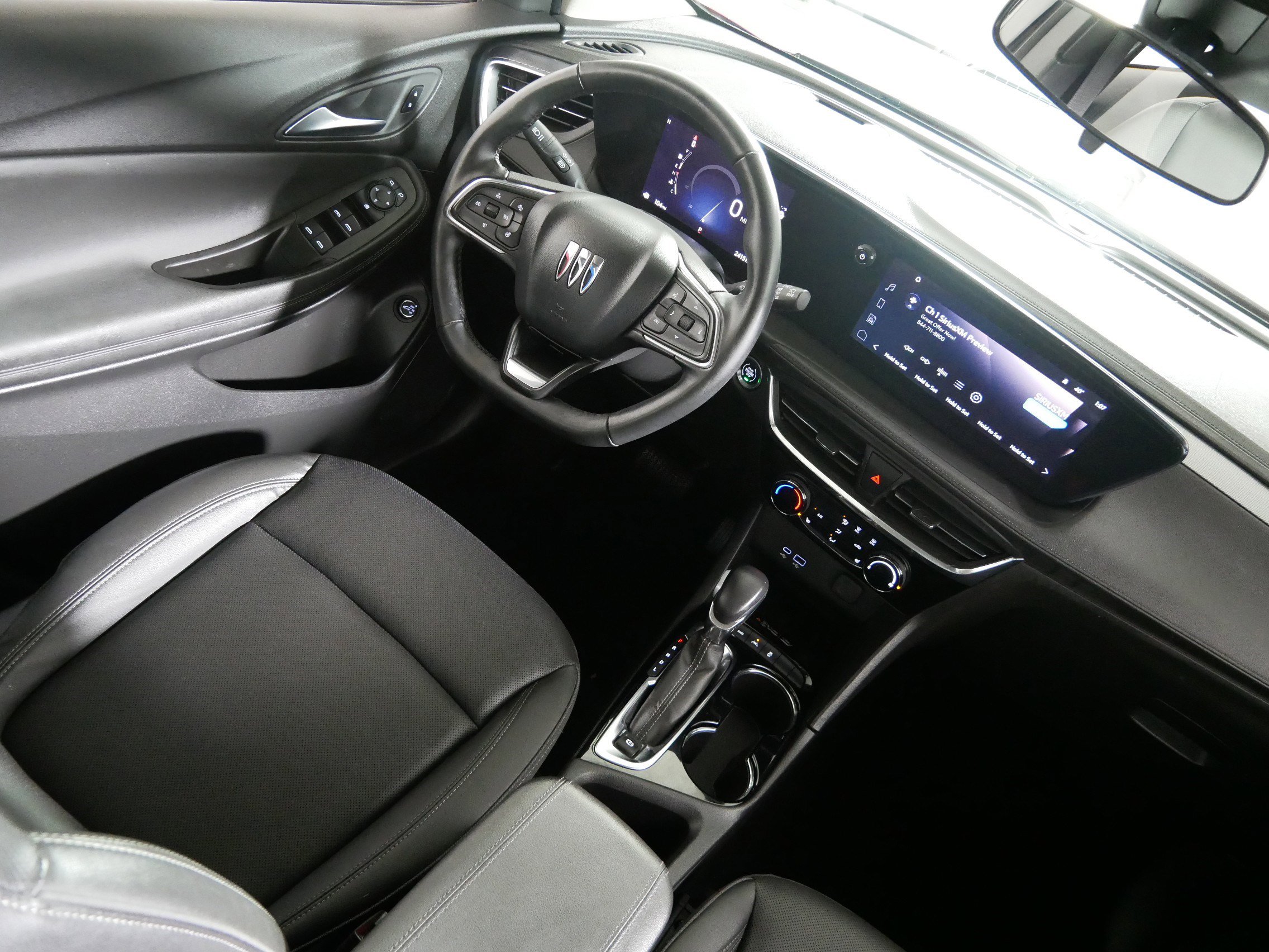 Used 2024 Buick Encore GX Sport Touring w/ Comfort Package image 9