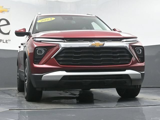 Used 2024 Chevrolet TrailBlazer LT FWD image 3