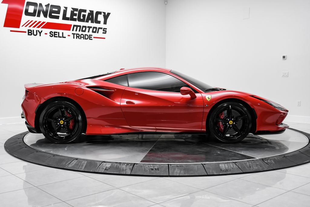 Used 2020 Ferrari F8 Tributo RWD image 10