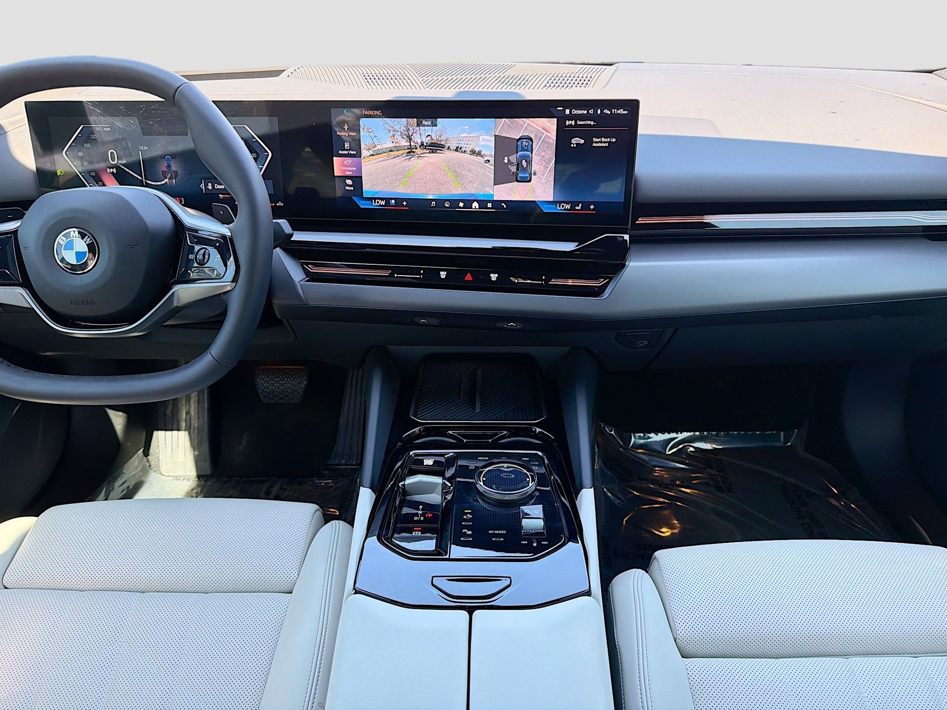 Used 2025 BMW 530i 530i w/ M Sport Package image 21