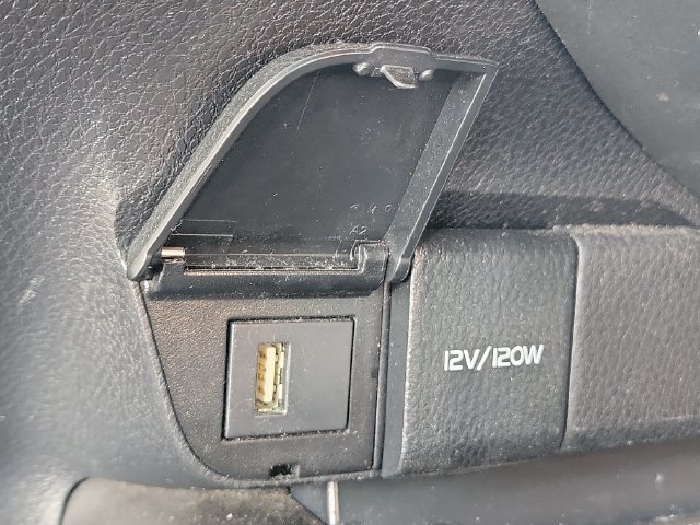 Used 2022 Toyota Camry SE FWD image 33
