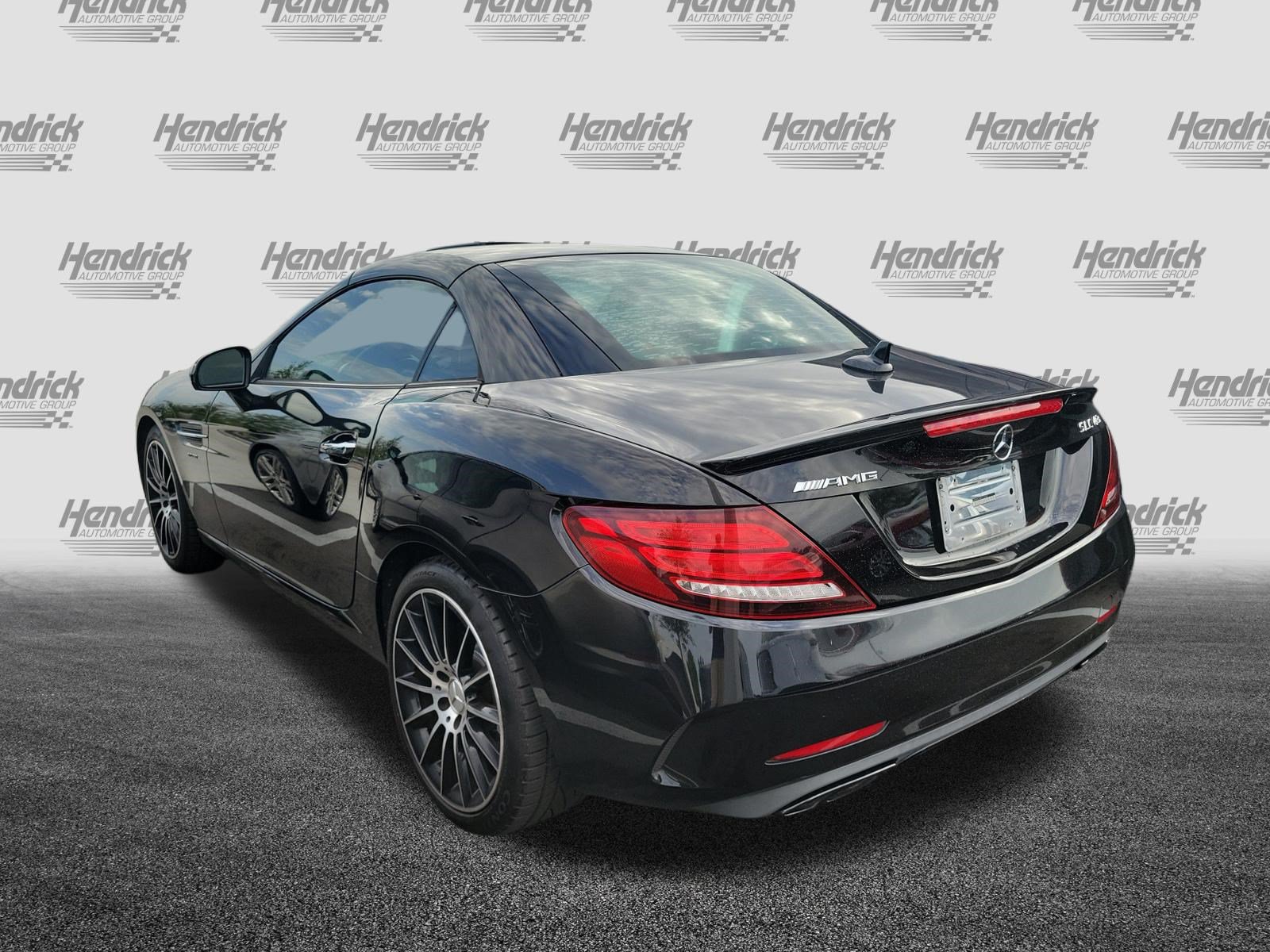 Used 2017 Mercedes-Benz SLC 43 AMG image 8